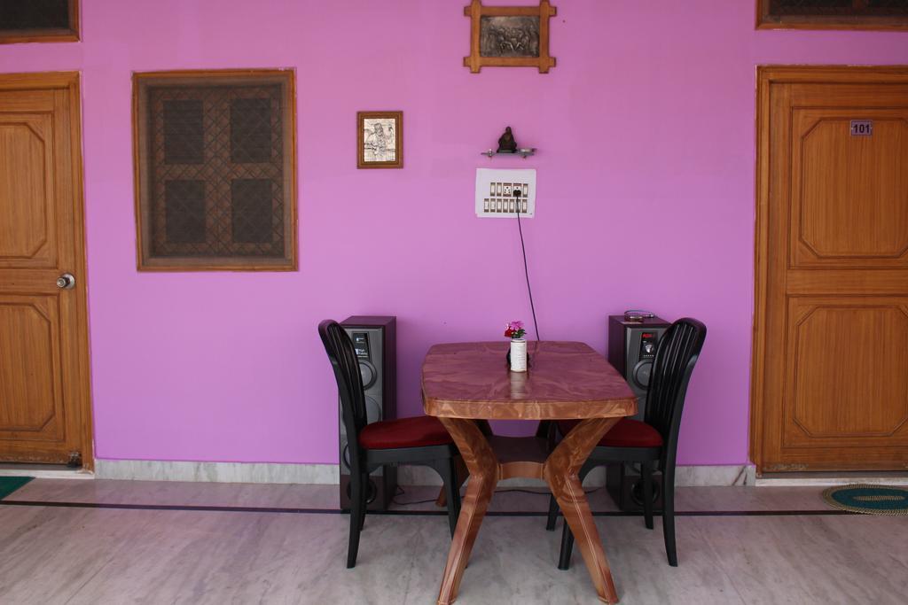 Prem Home Stay Khajurāho Buitenkant foto